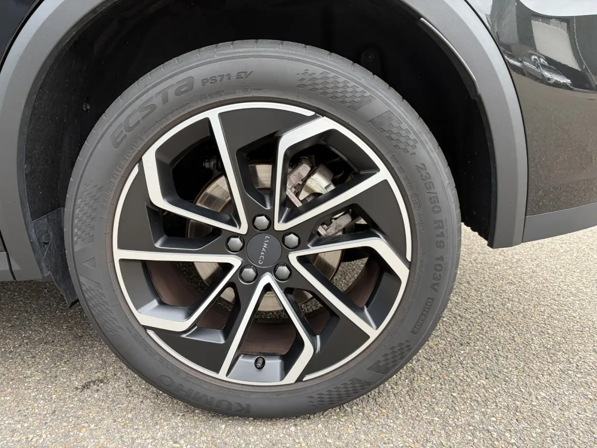 1.5 Core | NIEUW MODEL! | FABRIEKSGARANTIE T/M 2030! | CAMERA| STOELVERWARMING| APPLE CARPLAY| ADAPTIVE CRUISE CONTROL|
