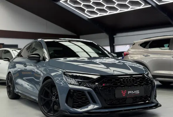 2.5 TFSI Quattro Maxton Panorama