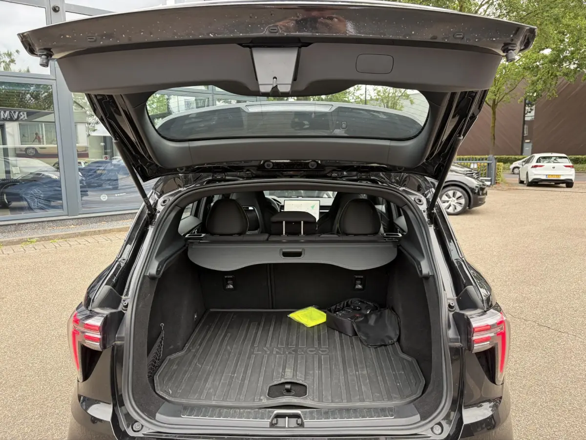 1.5 Core | NIEUW MODEL! | FABRIEKSGARANTIE T/M 2030! | CAMERA| STOELVERWARMING| APPLE CARPLAY| ADAPTIVE CRUISE CONTROL|