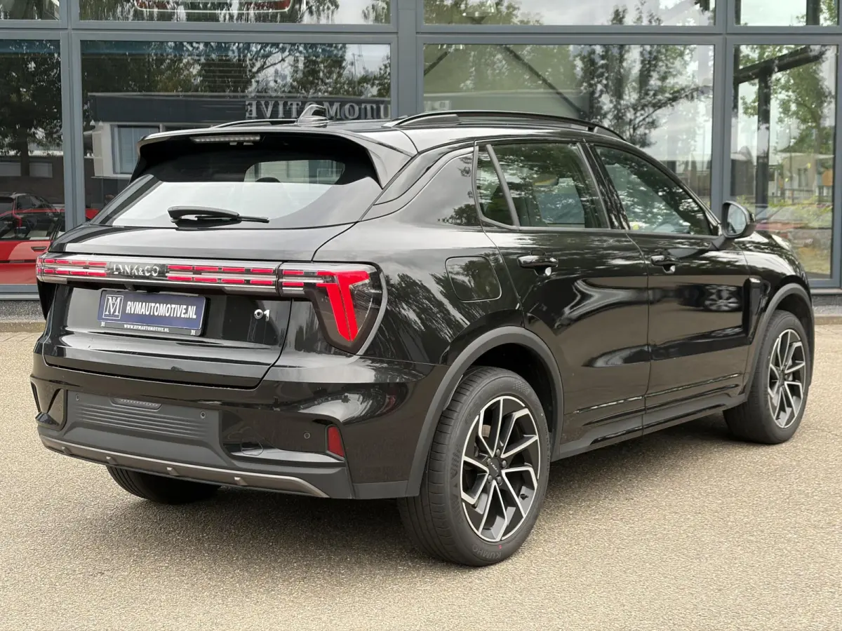 1.5 Core | NIEUW MODEL! | FABRIEKSGARANTIE T/M 2030! | CAMERA| STOELVERWARMING| APPLE CARPLAY| ADAPTIVE CRUISE CONTROL|