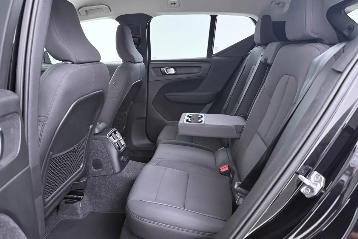 1.5 T4 R-Design Expression | Org NL | Dealer Ond. | Adap. Cruise | CarPlay |