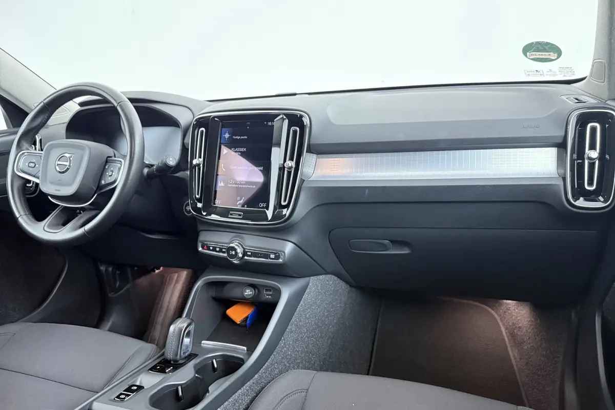 1.5 T4 R-Design Expression | Org NL | Dealer Ond. | Adap. Cruise | CarPlay |