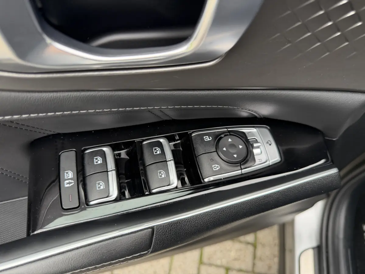 1.6 T-GDI Plug-in Hybrid 4WD ComfortLine 5p. Afn Trekhaak |