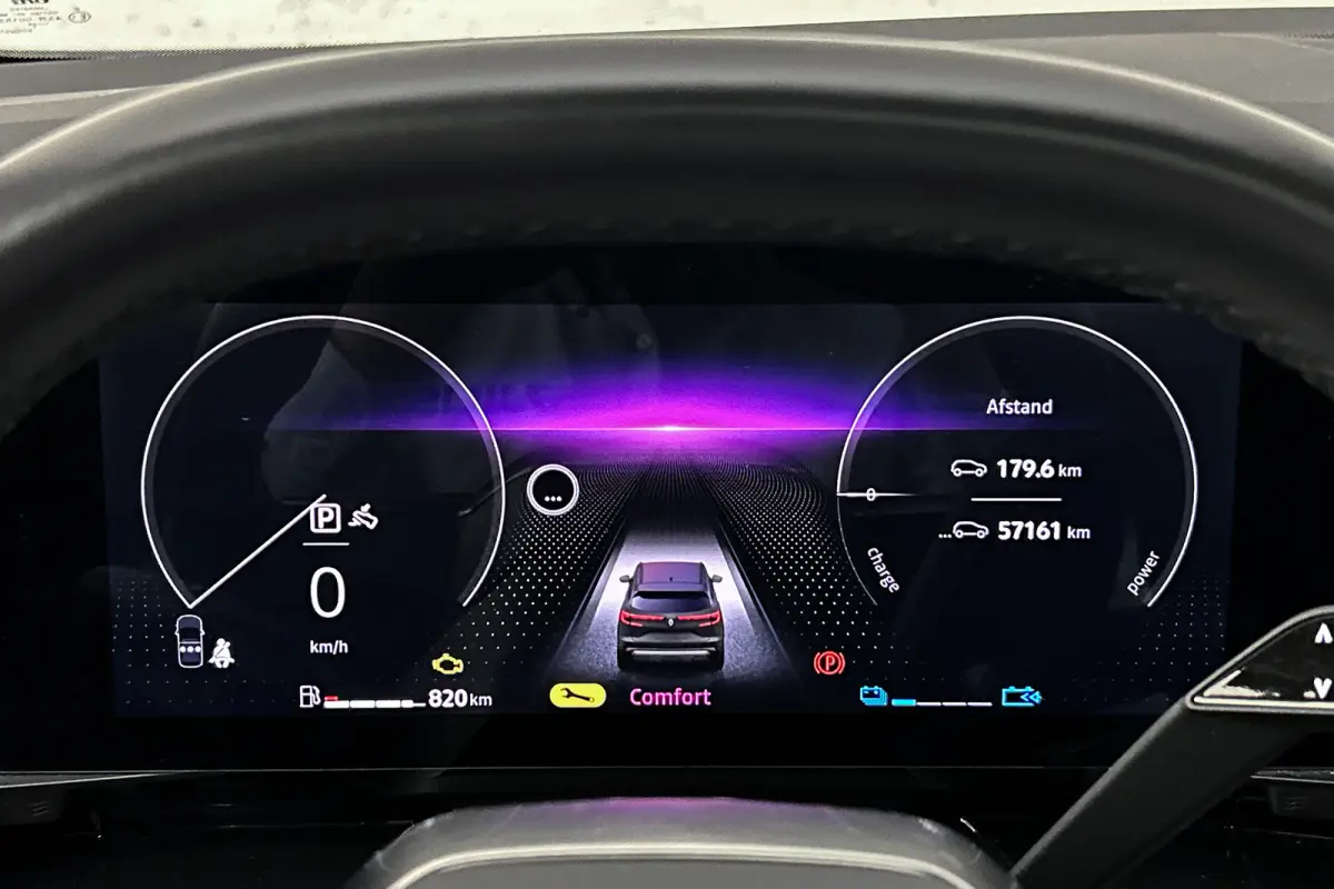 1.2 E-Tech full hybrid 200 | Stoelverwarming | Camera | Apple Carplay