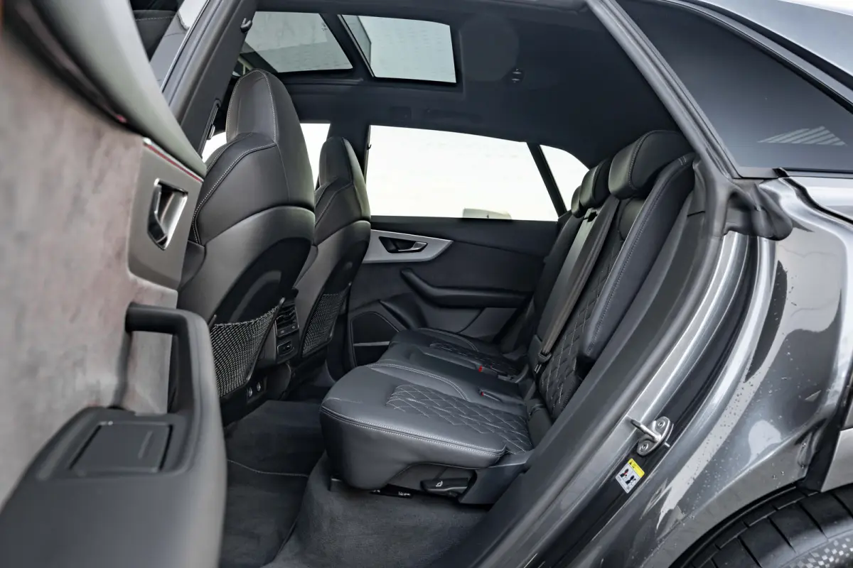 60 TFSI e quattro Pro Line S Competition 490 PK | Vierwielbesturing | Panoramadak | B&O | Super Sportstoelen | Laser Koplampen