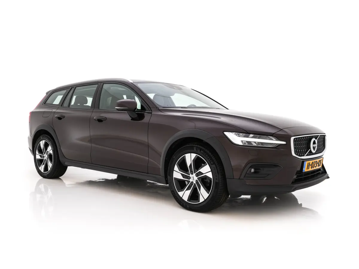 2.0 D4 AWD Pro Aut. *LEATHER | FULL-LED | HARMAN/KARDON-AUDIO | NAVI-FULLMAP | MEMORY-PACK | BLIND-SPOT | DIGI-COCKPIT | HEATED/VENTILATED-CONTOURSEATS | CAMERA | ECC | PDC | CRUISE | TOWBAR