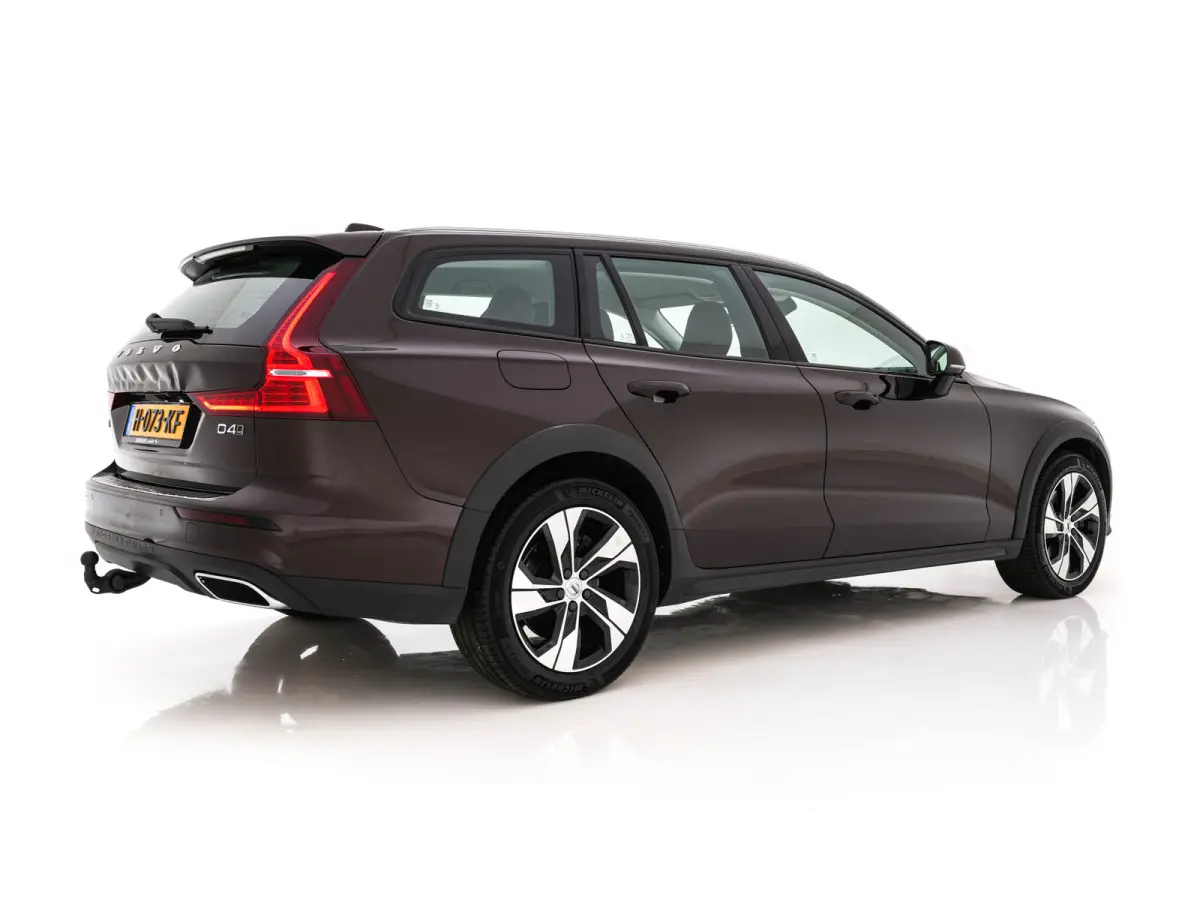 2.0 D4 AWD Pro Aut. *LEATHER | FULL-LED | HARMAN/KARDON-AUDIO | NAVI-FULLMAP | MEMORY-PACK | BLIND-SPOT | DIGI-COCKPIT | HEATED/VENTILATED-CONTOURSEATS | CAMERA | ECC | PDC | CRUISE | TOWBAR