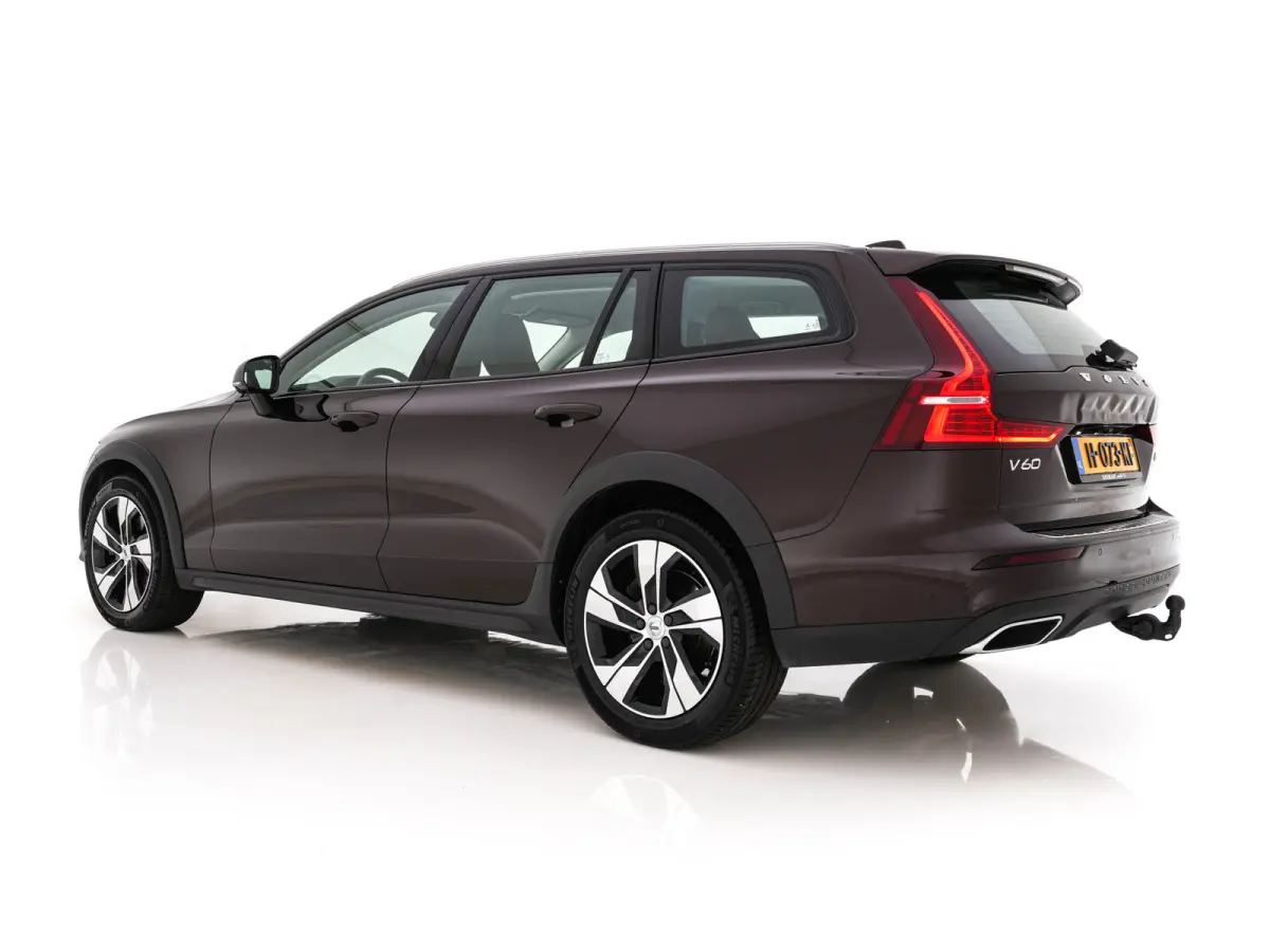 2.0 D4 AWD Pro Aut. *LEATHER | FULL-LED | HARMAN/KARDON-AUDIO | NAVI-FULLMAP | MEMORY-PACK | BLIND-SPOT | DIGI-COCKPIT | HEATED/VENTILATED-CONTOURSEATS | CAMERA | ECC | PDC | CRUISE | TOWBAR