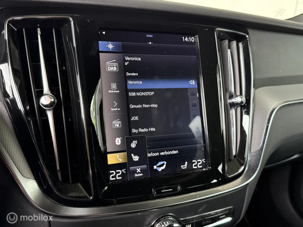 2.0 T6 Twin Engine AWD R-Design