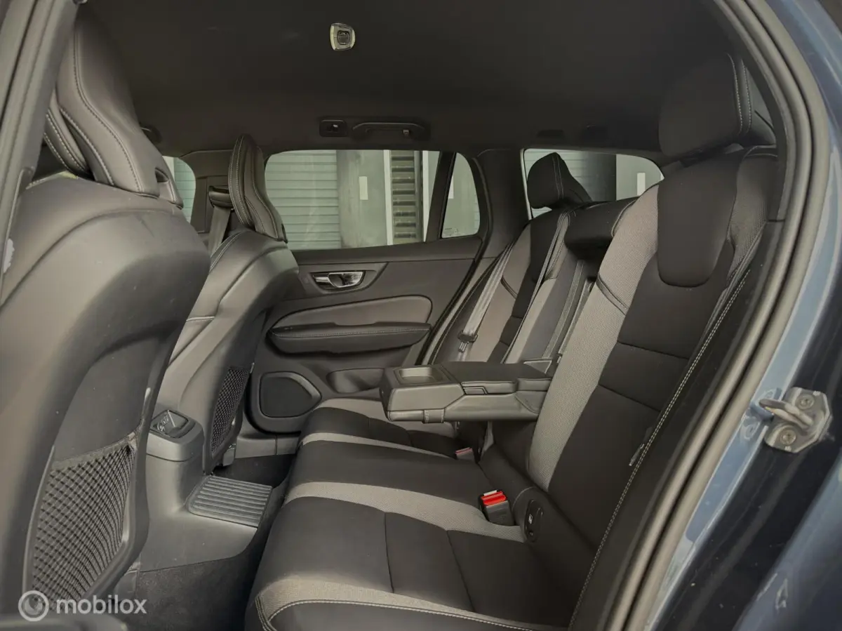 2.0 T6 Twin Engine AWD R-Design