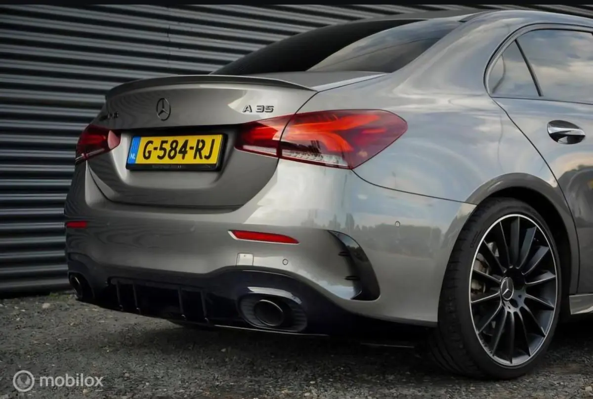 AMG 35 4MATIC Premium Plus