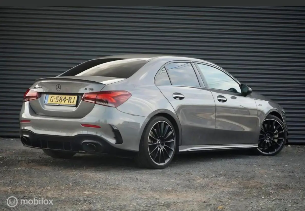 AMG 35 4MATIC Premium Plus