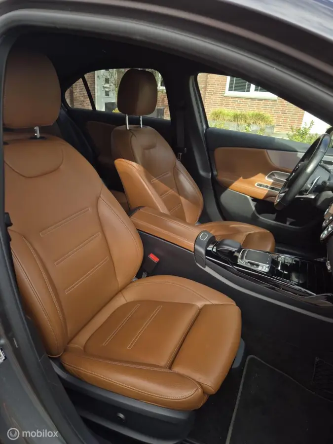 AMG 35 4MATIC Premium Plus