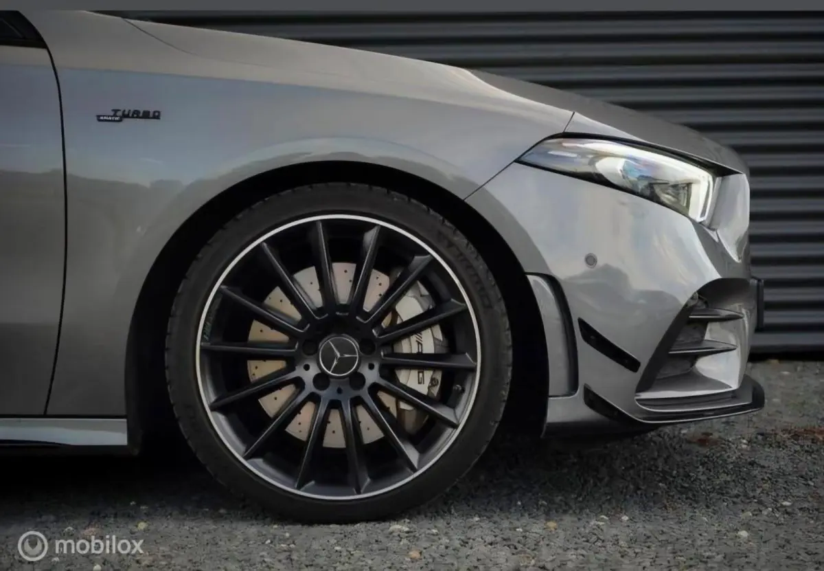 AMG 35 4MATIC Premium Plus