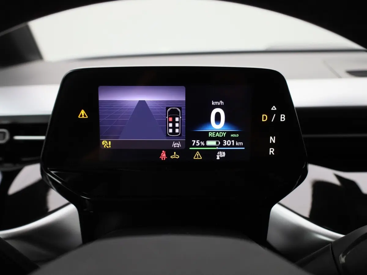 Pro 86 kWh LWB 6p. 286 PK| Navigatie Pro | Achterklep Elektrisch | Achteruitrijcamera | 6-Zits | 20 Inch Velgen | Stoelverwarming | Stuurwielverwarming