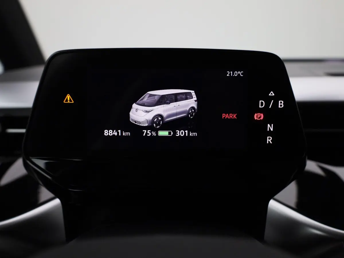 Pro 86 kWh LWB 6p. 286 PK| Navigatie Pro | Achterklep Elektrisch | Achteruitrijcamera | 6-Zits | 20 Inch Velgen | Stoelverwarming | Stuurwielverwarming