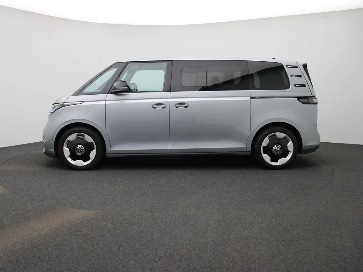 Pro 86 kWh LWB 6p. 286 PK| Navigatie Pro | Achterklep Elektrisch | Achteruitrijcamera | 6-Zits | 20 Inch Velgen | Stoelverwarming | Stuurwielverwarming