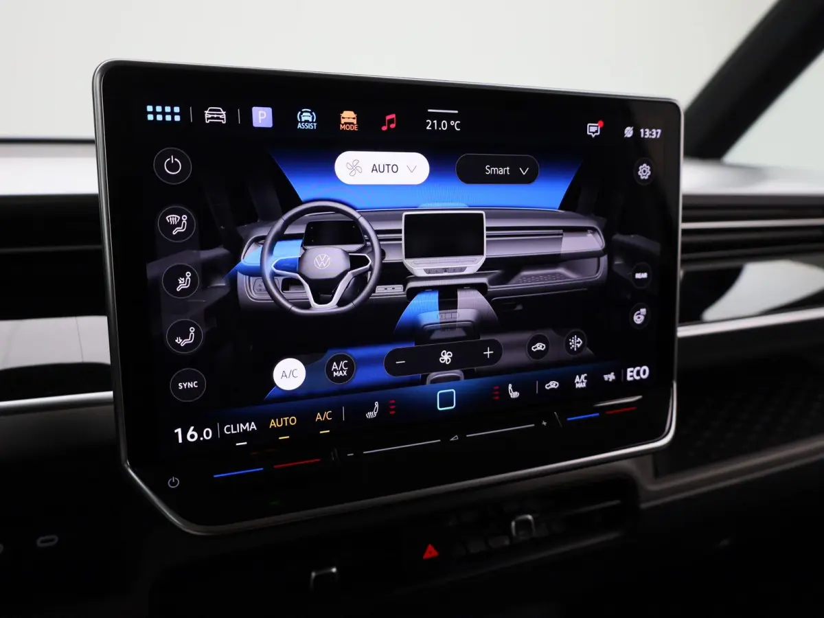 Pro 86 kWh LWB 6p. 286 PK| Navigatie Pro | Achterklep Elektrisch | Achteruitrijcamera | 6-Zits | 20 Inch Velgen | Stoelverwarming | Stuurwielverwarming