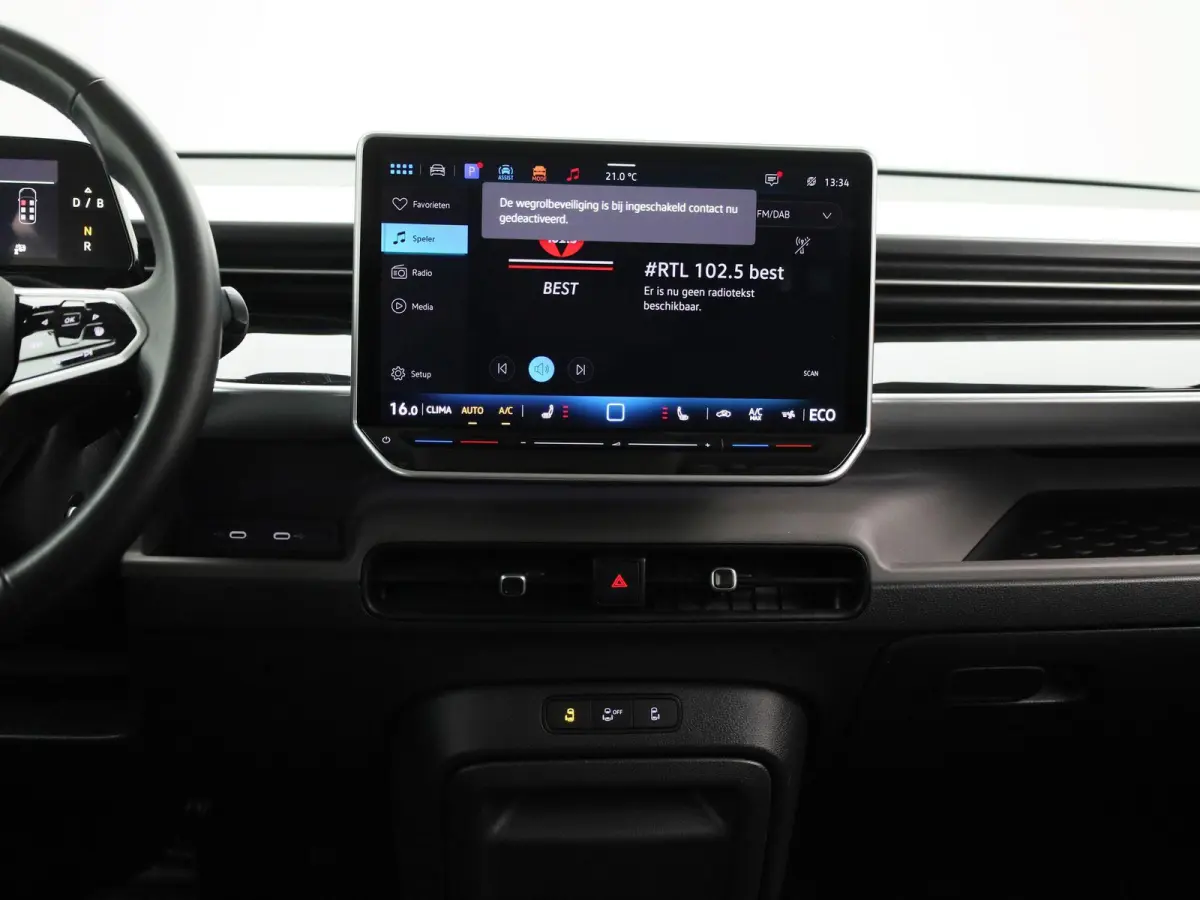 Pro 86 kWh LWB 6p. 286 PK| Navigatie Pro | Achterklep Elektrisch | Achteruitrijcamera | 6-Zits | 20 Inch Velgen | Stoelverwarming | Stuurwielverwarming