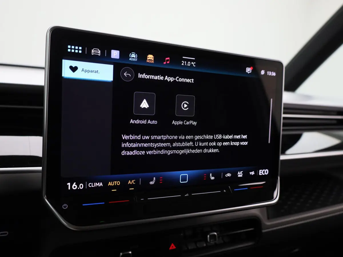 Pro 86 kWh LWB 6p. 286 PK| Navigatie Pro | Achterklep Elektrisch | Achteruitrijcamera | 6-Zits | 20 Inch Velgen | Stoelverwarming | Stuurwielverwarming