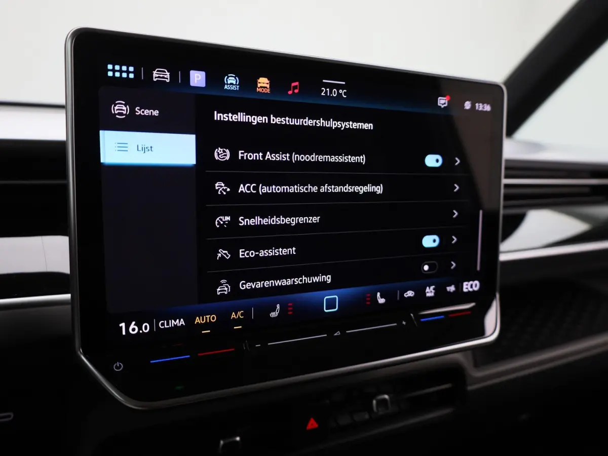 Pro 86 kWh LWB 6p. 286 PK| Navigatie Pro | Achterklep Elektrisch | Achteruitrijcamera | 6-Zits | 20 Inch Velgen | Stoelverwarming | Stuurwielverwarming
