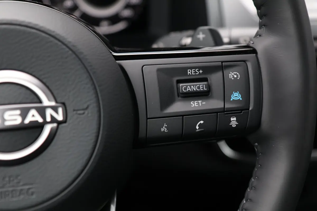 1.3 MHEV Xtronic Tekna Hud Leder Acc 360 Camera