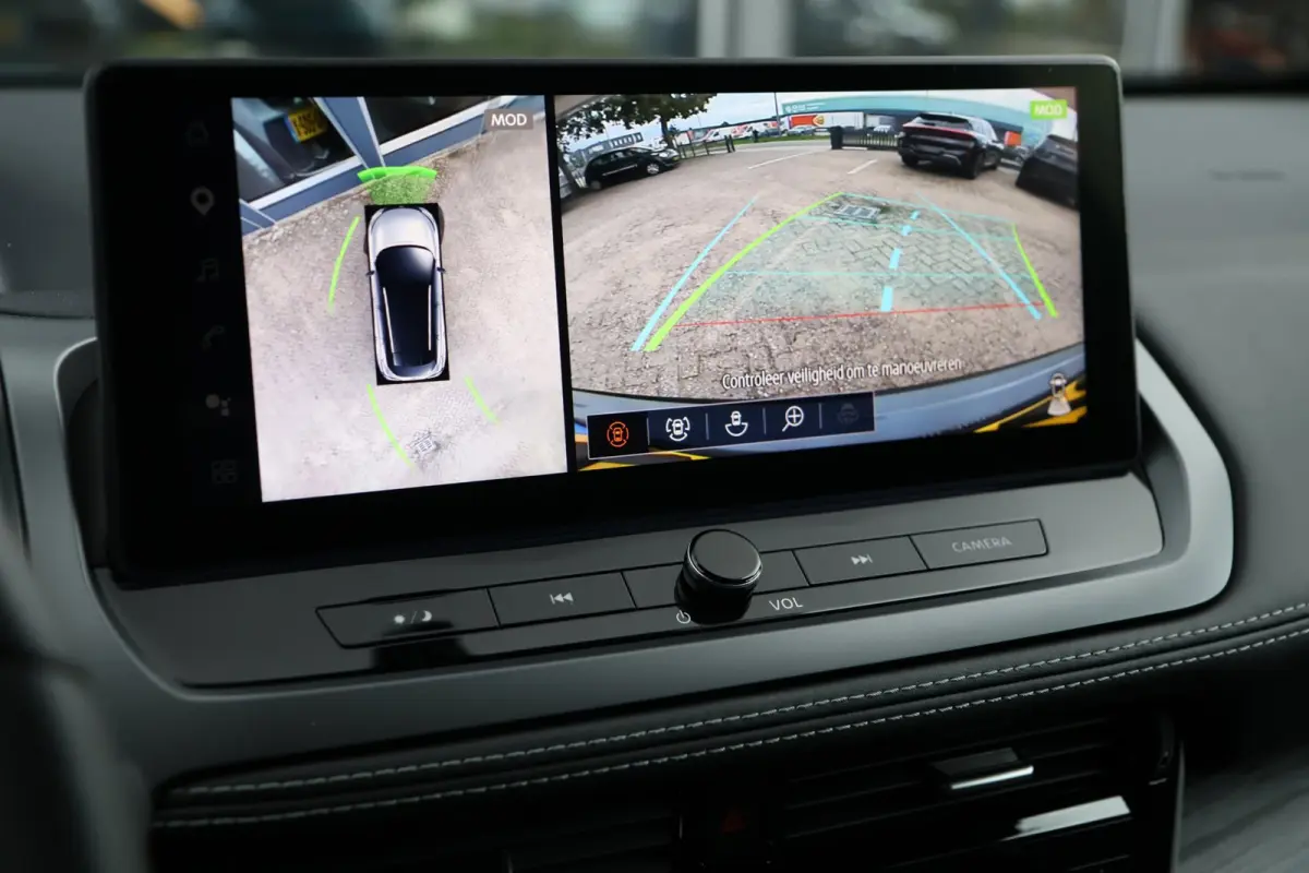 1.3 MHEV Xtronic Tekna Hud Leder Acc 360 Camera