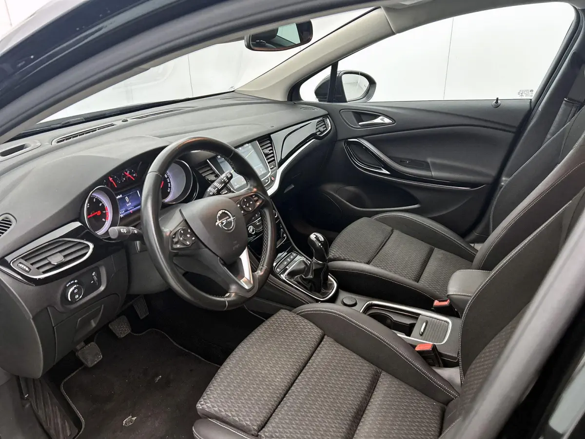 1.4 Innovation | Apple Carplay/Android Auto | Camera | Climate Control