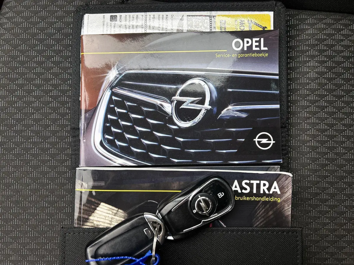 1.4 Innovation | Apple Carplay/Android Auto | Camera | Climate Control