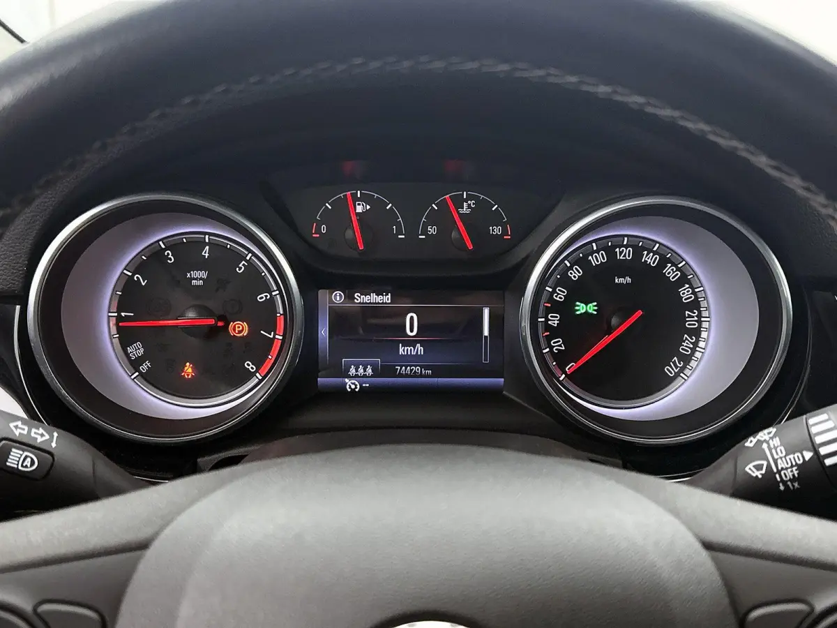 1.4 Innovation | Apple Carplay/Android Auto | Camera | Climate Control