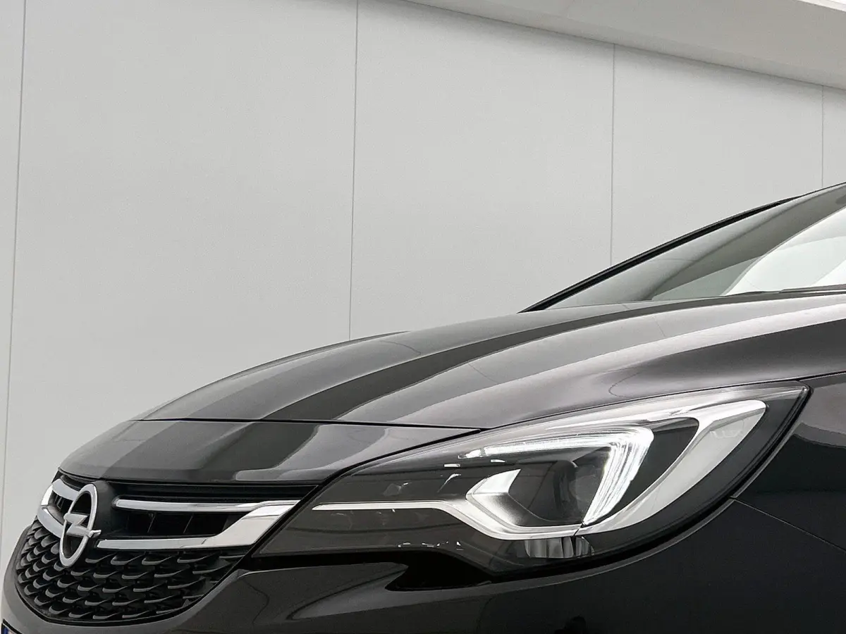 1.4 Innovation | Apple Carplay/Android Auto | Camera | Climate Control
