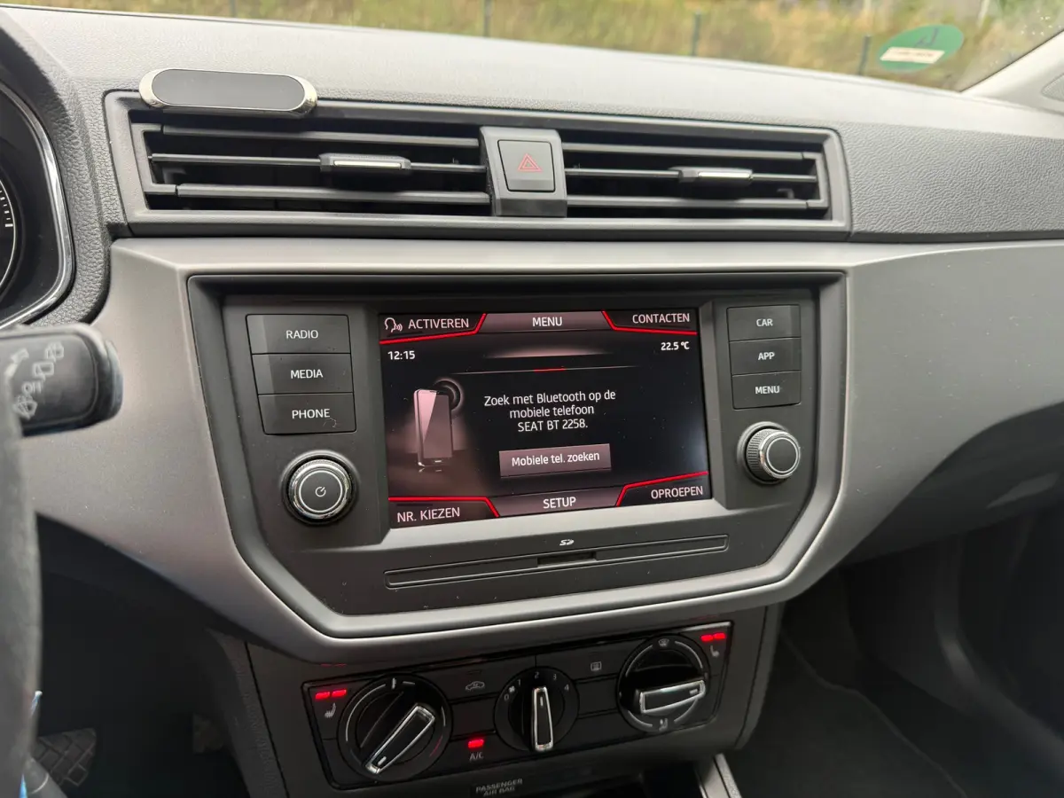 1.0 TSI CARPLAY I PDC I FR VELGEN I STOELVERW I NWE APK