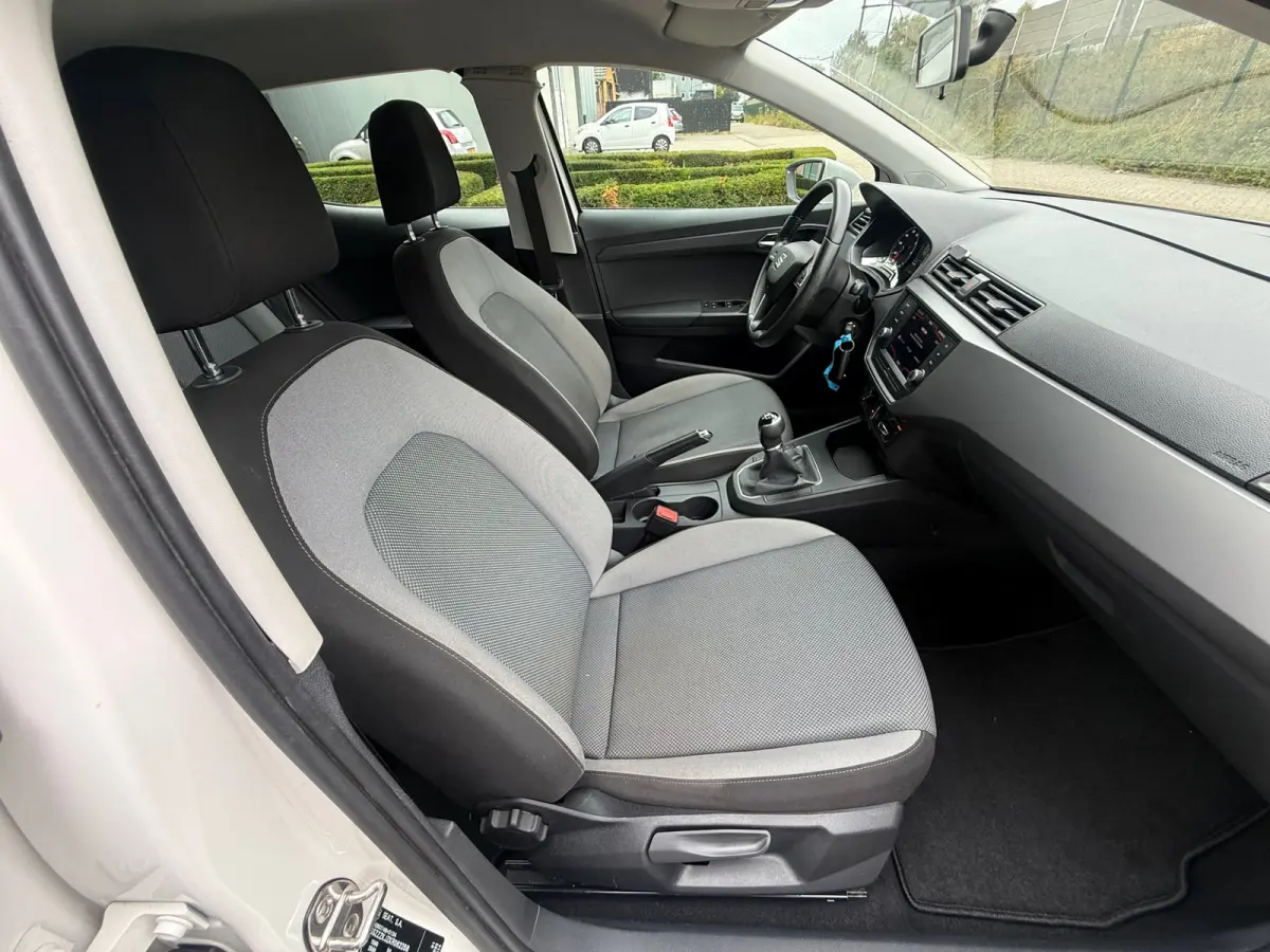 1.0 TSI CARPLAY I PDC I FR VELGEN I STOELVERW I NWE APK