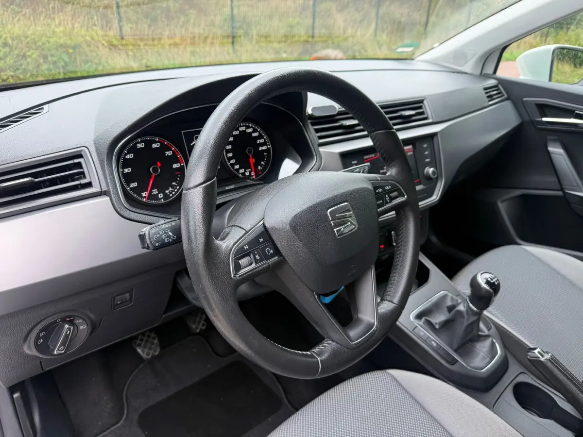 1.0 TSI CARPLAY I PDC I FR VELGEN I STOELVERW I NWE APK