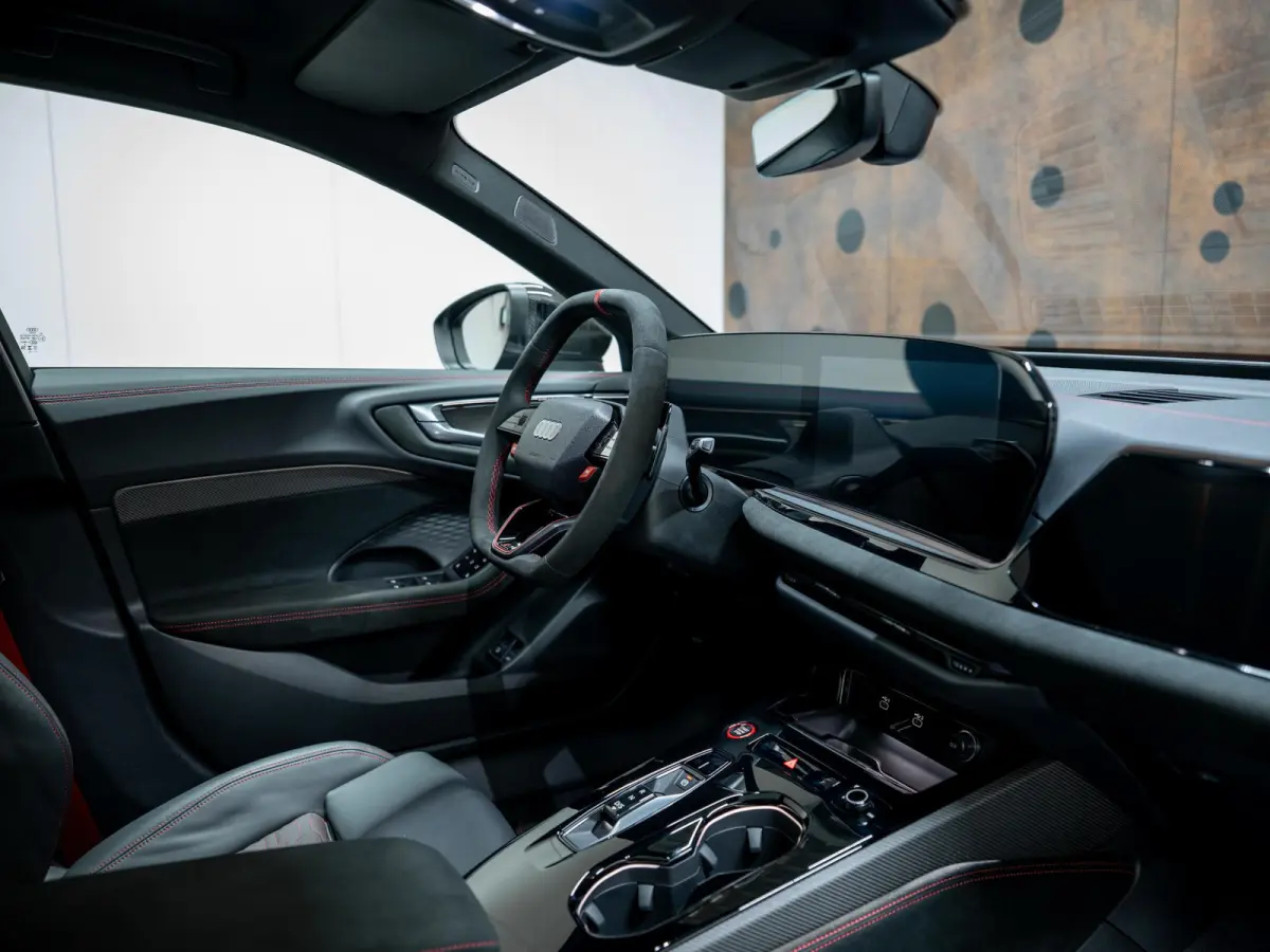 RS5 Avant E-hybrid Quattro | Keramisch | Carbon | Massage | Pano | Trekhaak | B&O | ACC |