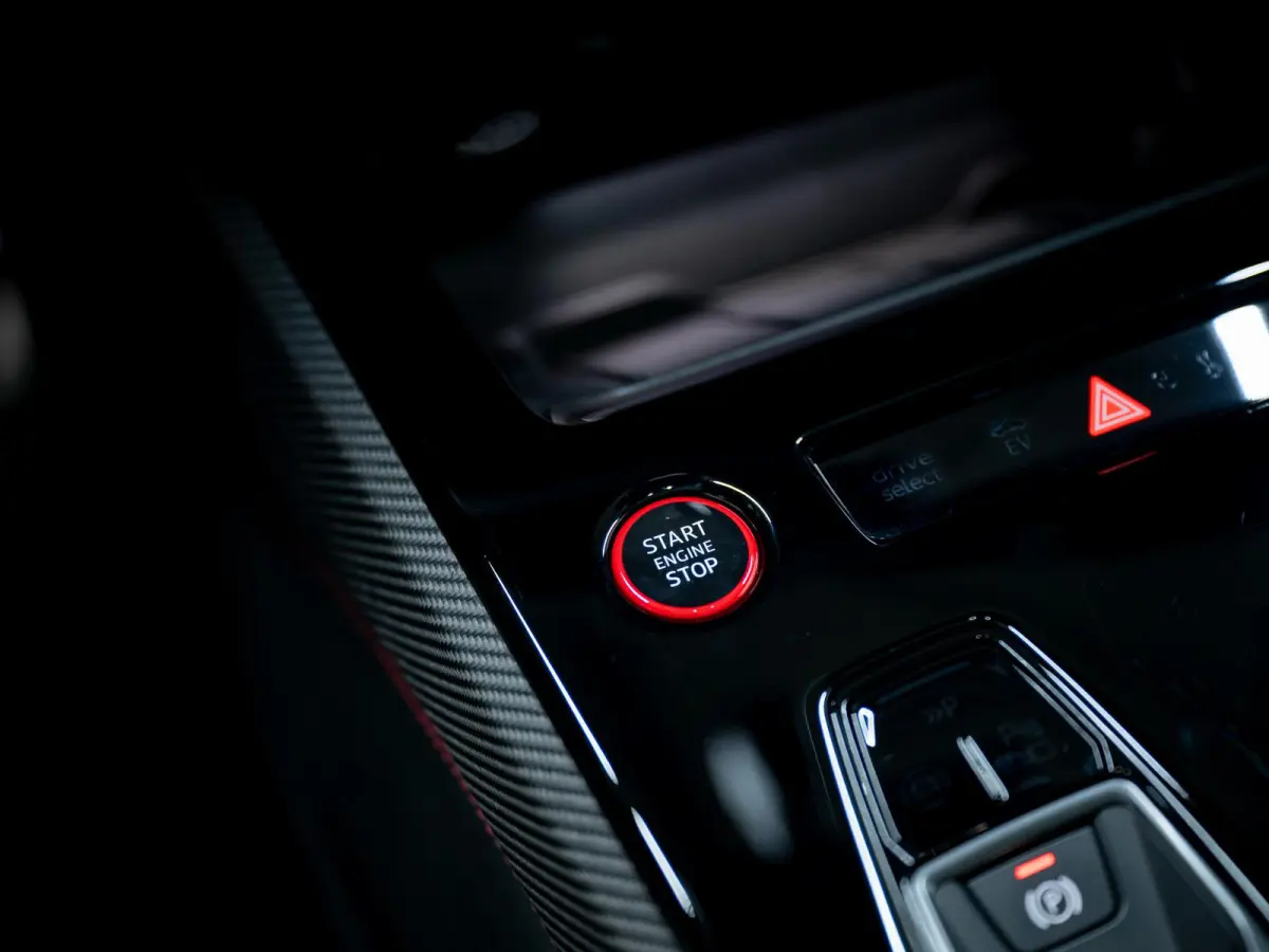 RS5 Avant E-hybrid Quattro | Keramisch | Carbon | Massage | Pano | Trekhaak | B&O | ACC |