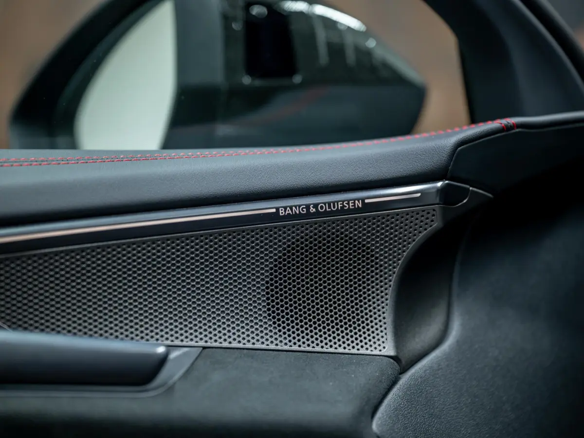 RS5 Avant E-hybrid Quattro | Keramisch | Carbon | Massage | Pano | Trekhaak | B&O | ACC |