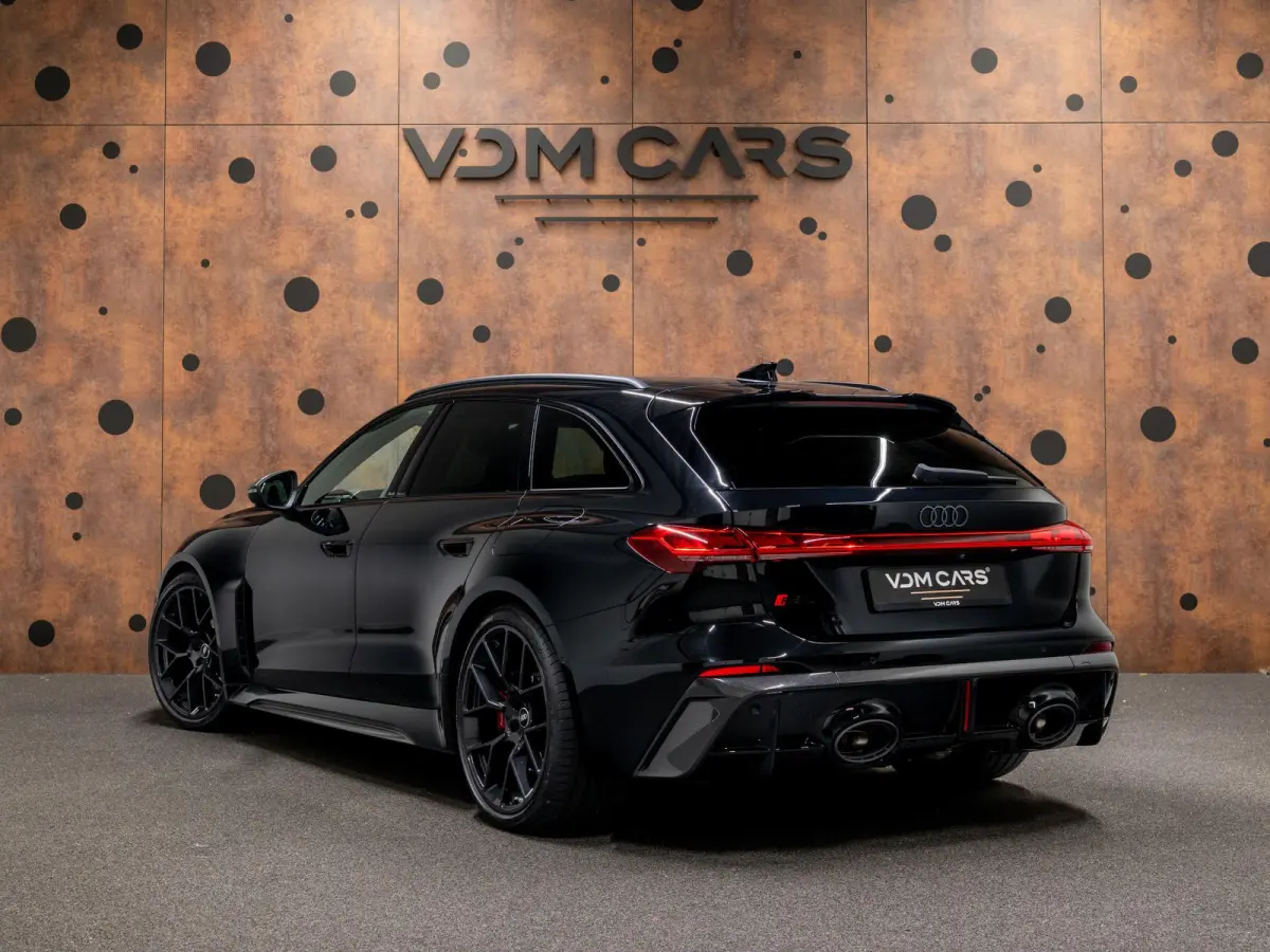 RS5 Avant E-hybrid Quattro | Keramisch | Carbon | Massage | Pano | Trekhaak | B&O | ACC |