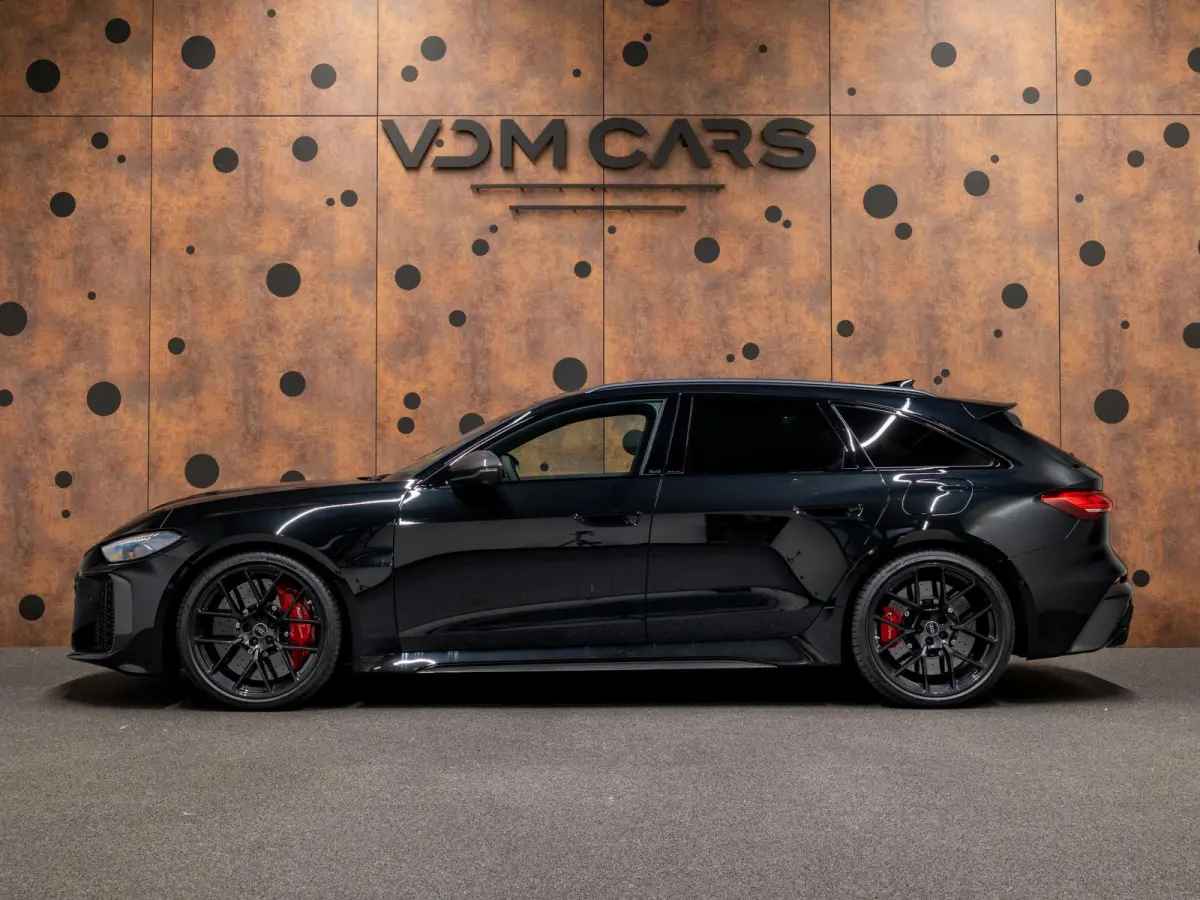 RS5 Avant E-hybrid Quattro | Keramisch | Carbon | Massage | Pano | Trekhaak | B&O | ACC |