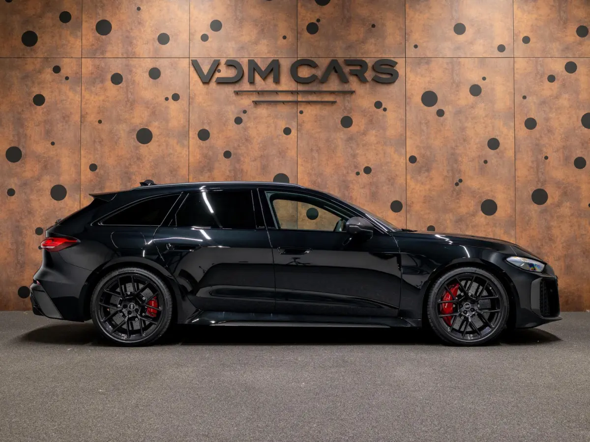 RS5 Avant E-hybrid Quattro | Keramisch | Carbon | Massage | Pano | Trekhaak | B&O | ACC |