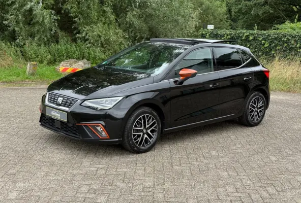 1.0 TSI DSG I PANO I LED I CAMERA I CARPLAY I ALCANTARA I UNIEK