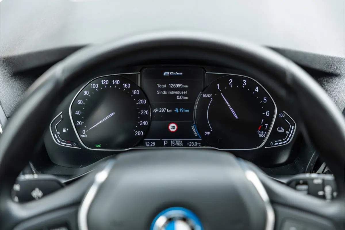 xDrive30e SOH 99% / LED / Camera / All-Season / Carplay /