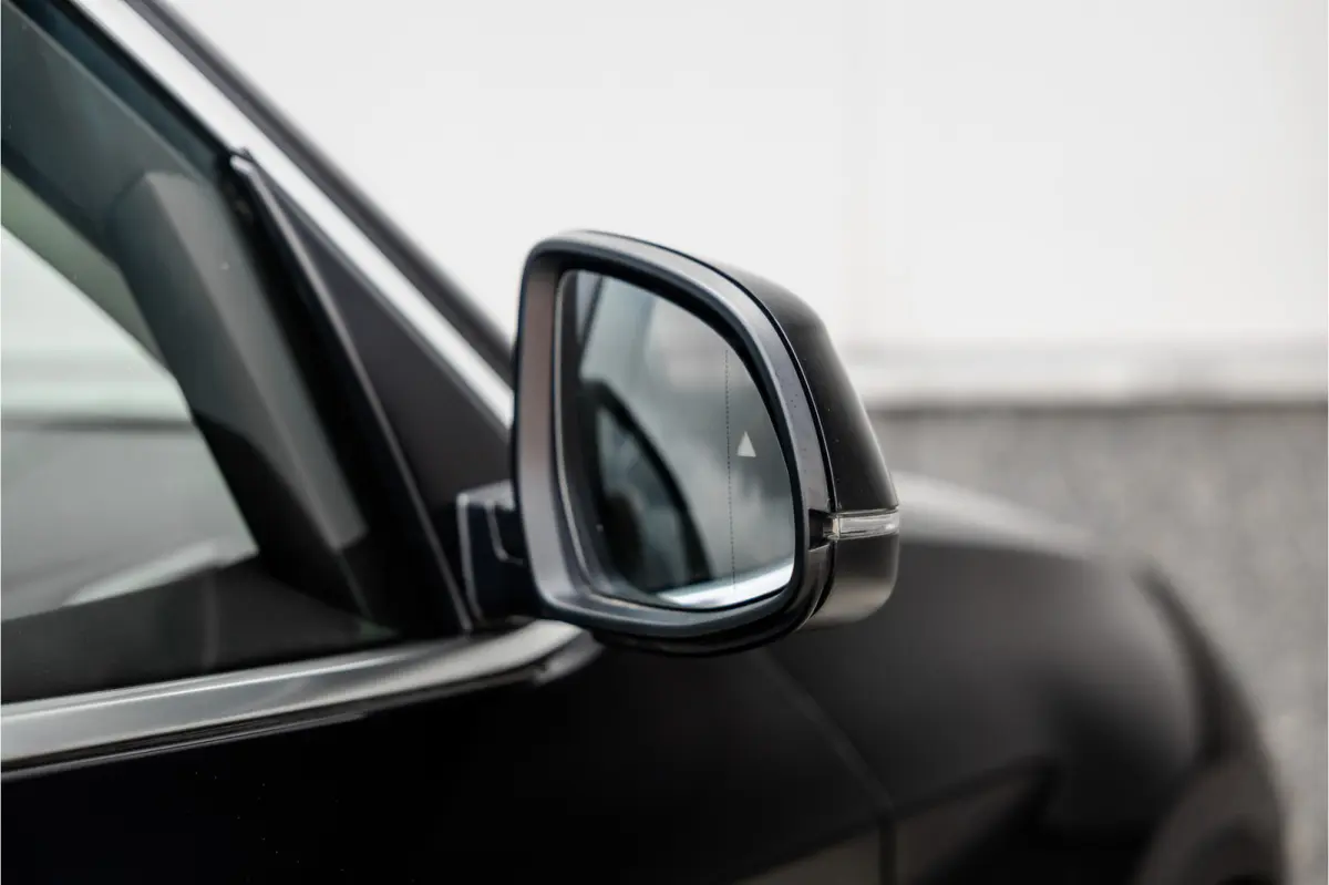 xDrive30e SOH 99% / LED / Camera / All-Season / Carplay /