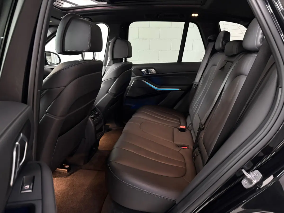XDrive45e M-Pakket, Pano, Laserlight, HUD, 360Cam