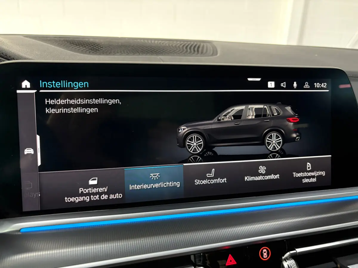 XDrive45e M-Pakket, Pano, Laserlight, HUD, 360Cam