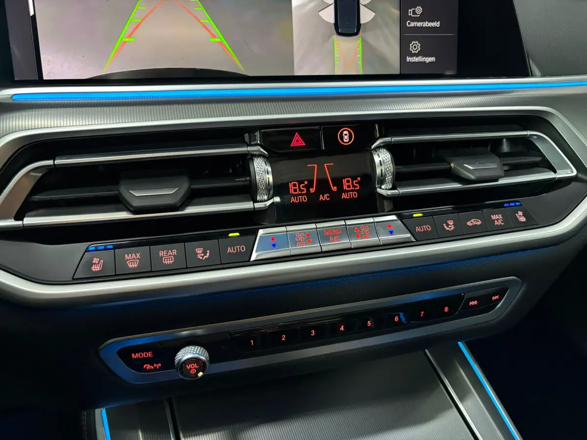 XDrive45e M-Pakket, Pano, Laserlight, HUD, 360Cam