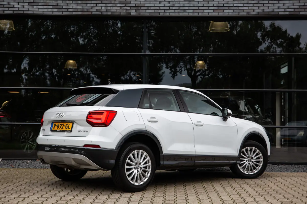 30 TFSI Design Pro Line Plus , Cruise control, Carplay,