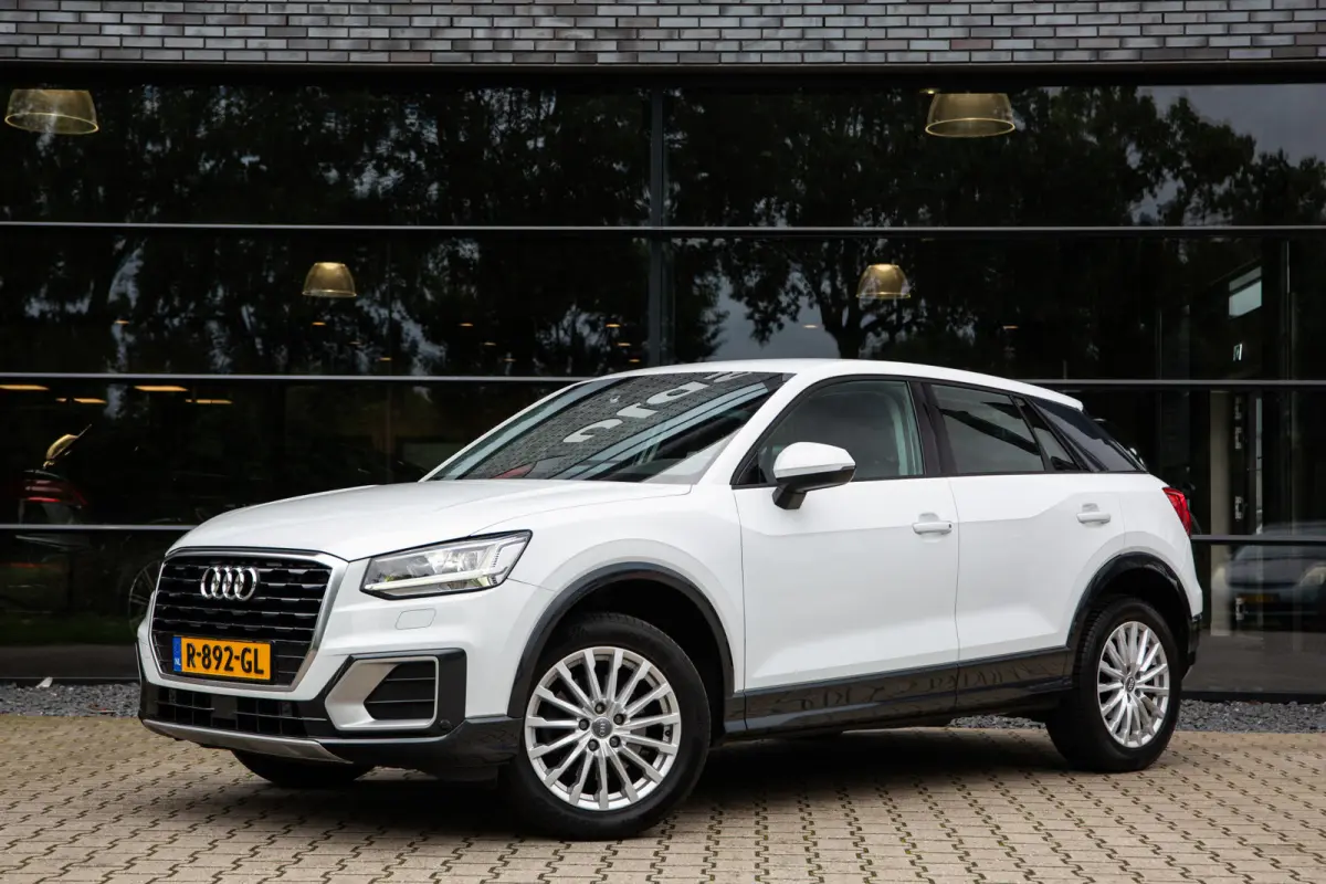 30 TFSI Design Pro Line Plus , Cruise control, Carplay,