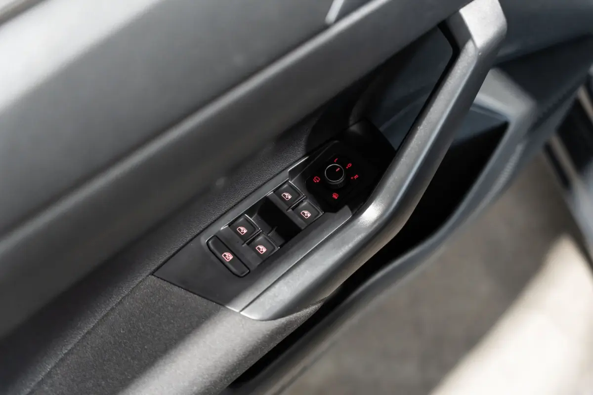 1.0 TSI DSG Highline LED NAVI CLIMA