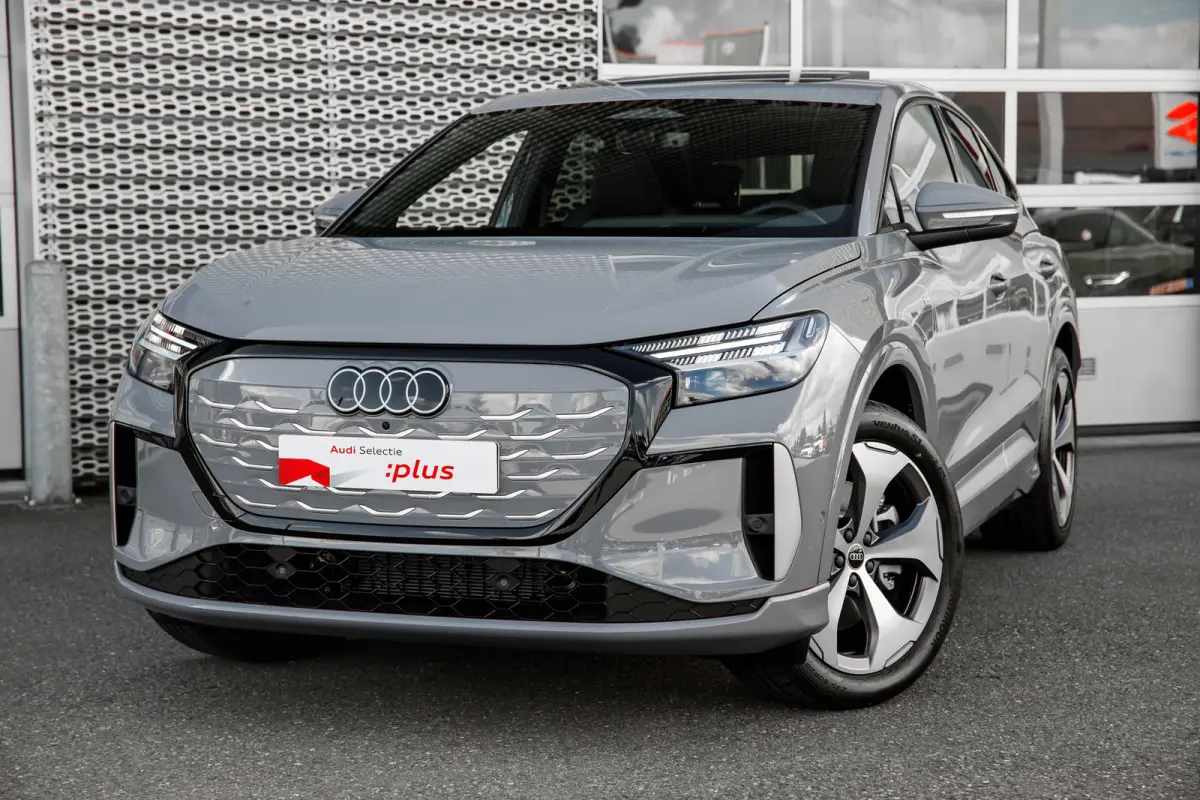 S edition quattro performance 82 kWh | Panoramadak | HUD | Memory | Sonos | 360 Camera | | Apple Carplay/Android Auto|telefoonintegratie premium | Audio installatie premium | Augmented reali